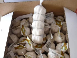 Chinese Fresh Garlic Retail Package Garlic sealed Small Pack Vegetable for Supermarket Distribution