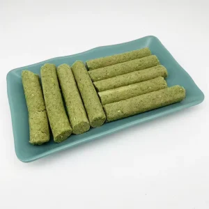 Freeze dried High Protein Eco Friendly Cat Grass Stick Snack Food for Dogs Hair Ball Relief Bulk Bag