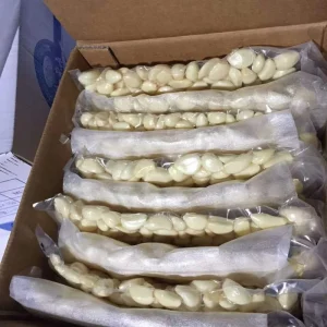 Fresh Chinese Peeled Garlic Cloves ISO HACCP Certified 2 3cm Size Bulk Supply with Vacuum Export to Europe